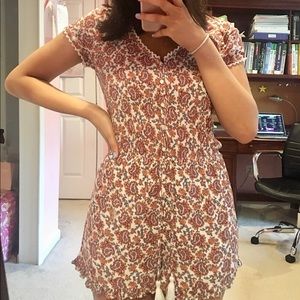 Hollister printed romper!